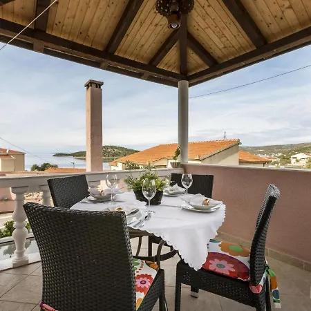 Apartamento Ivo & Ana - Roz125 Rogoznica (Sibenik-Knin)