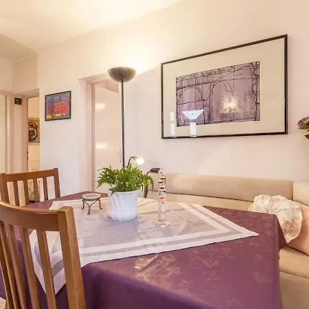 Ivo & Ana - Roz125 Apartamento *